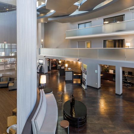 Holiday Inn And Suites Phoenix Airport North By Ihg Εξωτερικό φωτογραφία