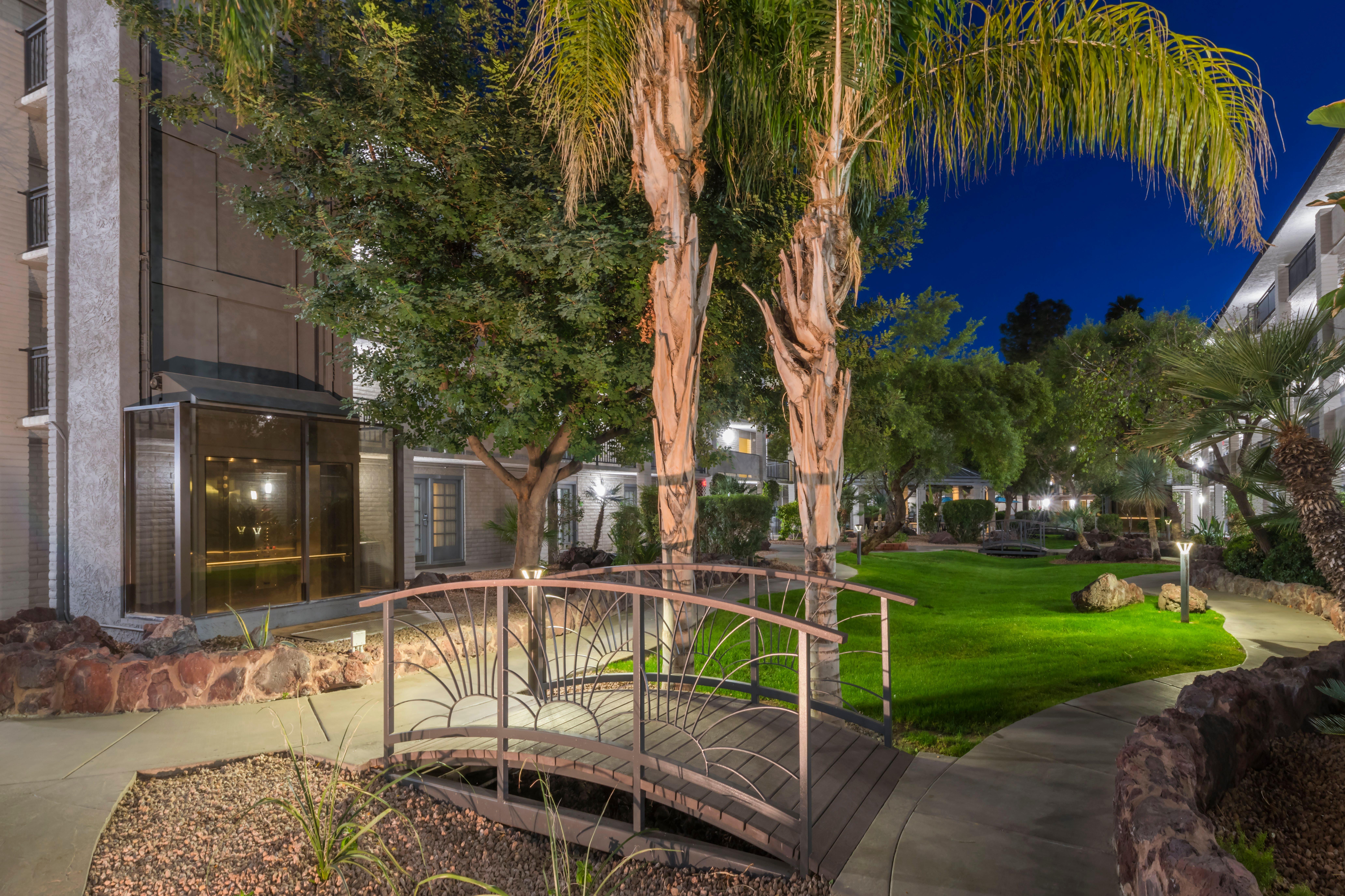 Holiday Inn And Suites Phoenix Airport North By Ihg Εξωτερικό φωτογραφία